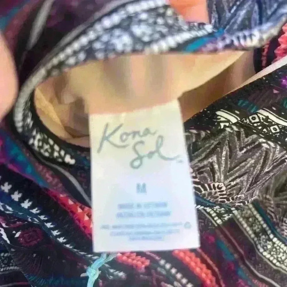 Kona Sol Tankini top woman's medium - Picture 5 of 6
